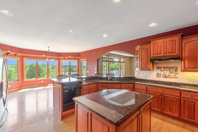 8623 Eagle Ridge DRIVE, Kewaskum, WI 53040