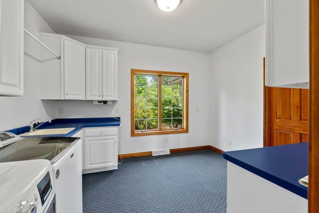 8623 Eagle Ridge DRIVE, Kewaskum, WI 53040