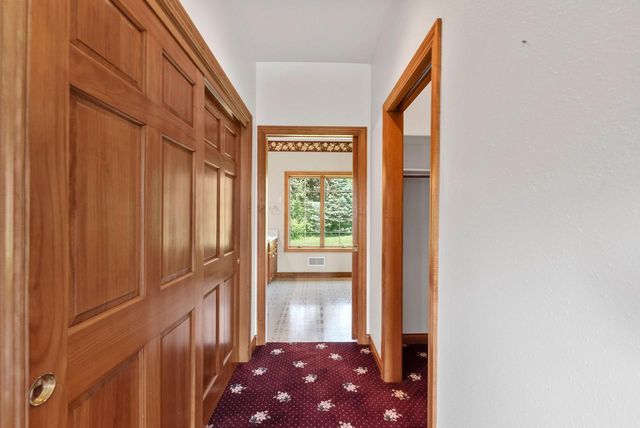 8623 Eagle Ridge DRIVE, Kewaskum, WI 53040