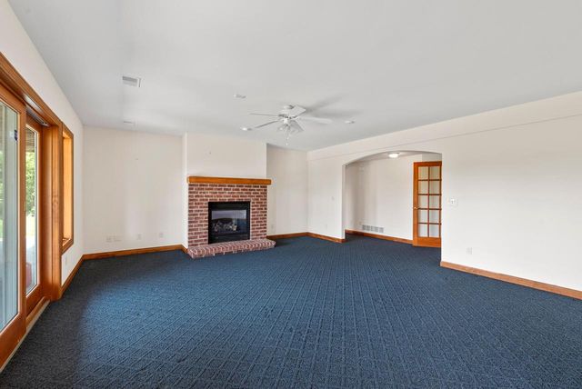 8623 Eagle Ridge DRIVE, Kewaskum, WI 53040