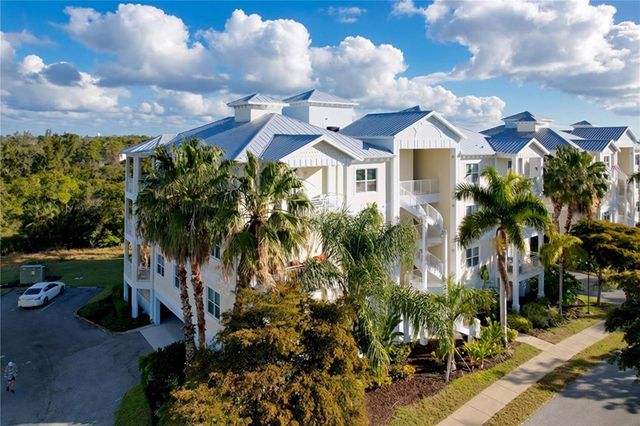 7730 34TH AVE W 303, Bradenton, FL 34209