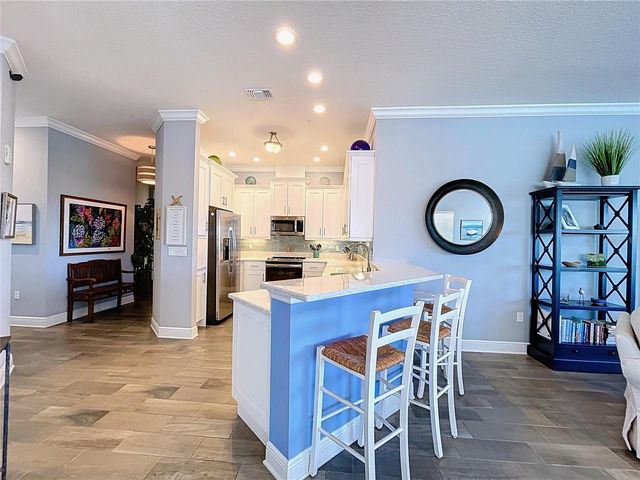 7730 34TH AVE W 303, Bradenton, FL 34209