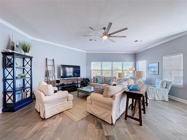 7730 34TH AVE W 303, Bradenton, FL 34209