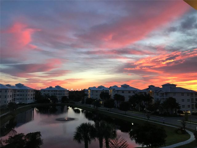 7730 34TH AVE W 303, Bradenton, FL 34209