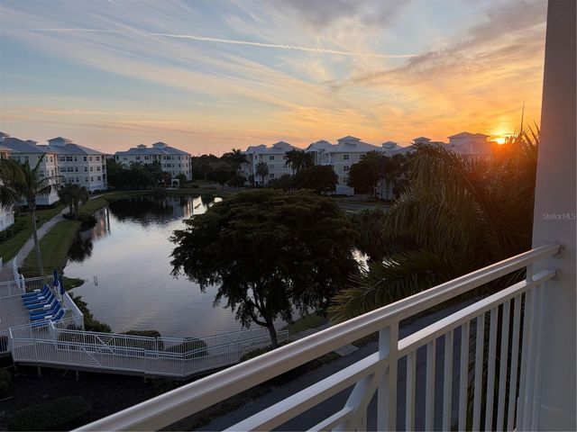 7730 34TH AVE W 303, Bradenton, FL 34209