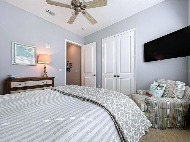 7730 34TH AVE W 303, Bradenton, FL 34209