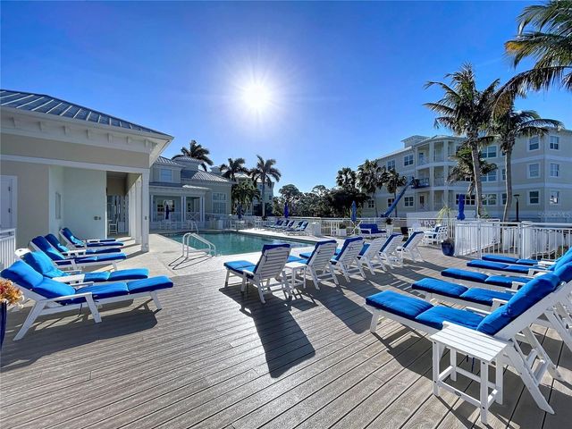 7730 34TH AVE W 303, Bradenton, FL 34209