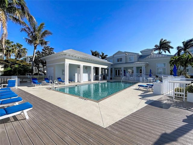 7730 34TH AVE W 303, Bradenton, FL 34209