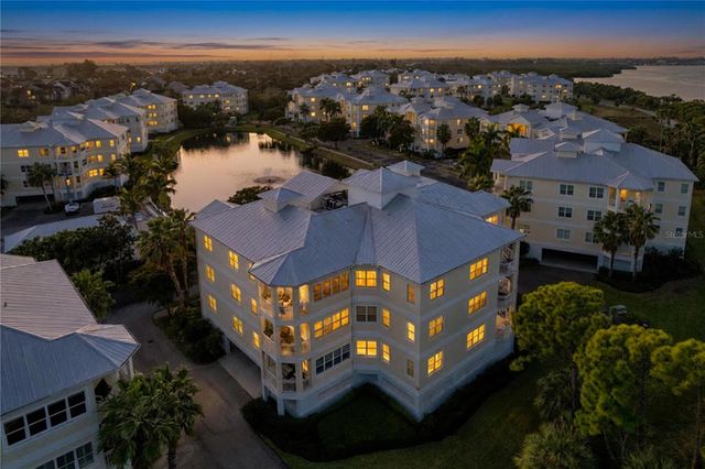 7730 34TH AVE W 303, Bradenton, FL 34209