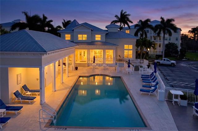 7730 34TH AVE W 303, Bradenton, FL 34209