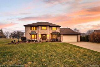 19230 Augusta Court, Livonia, MI 48152