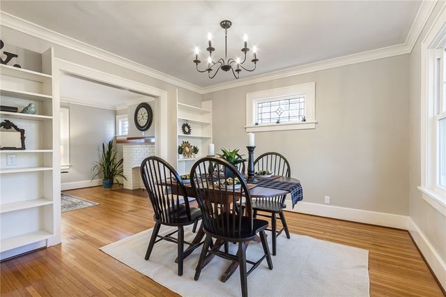 64 Colonial Road, Rochester, NY 14609