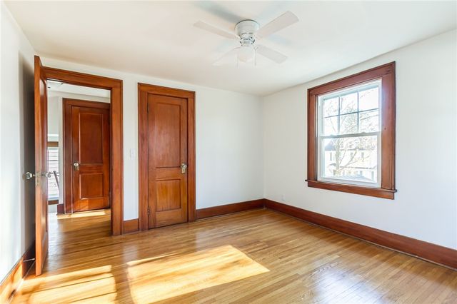 64 Colonial Road, Rochester, NY 14609