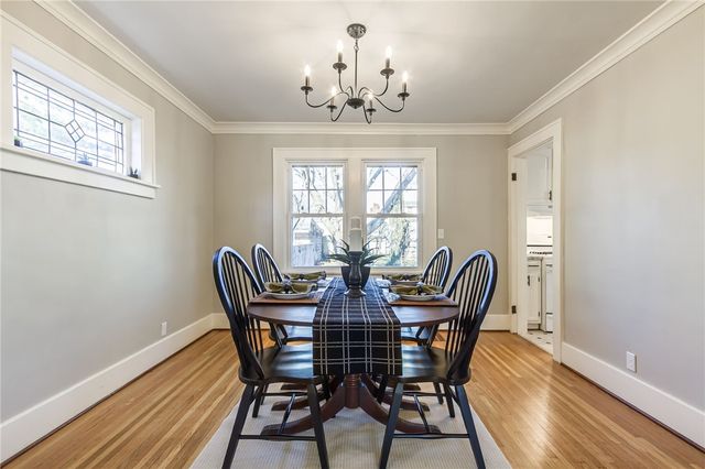 64 Colonial Road, Rochester, NY 14609