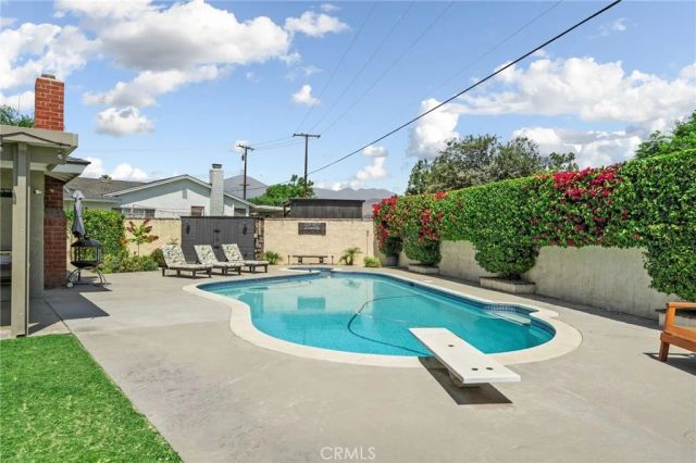 609 Cardinal Lane, Redlands, CA 92374