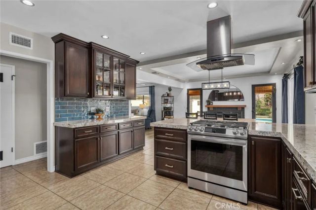 609 Cardinal Lane, Redlands, CA 92374