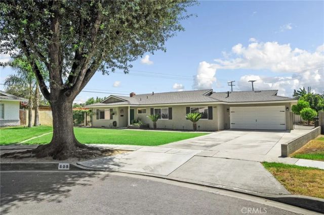 609 Cardinal Lane, Redlands, CA 92374