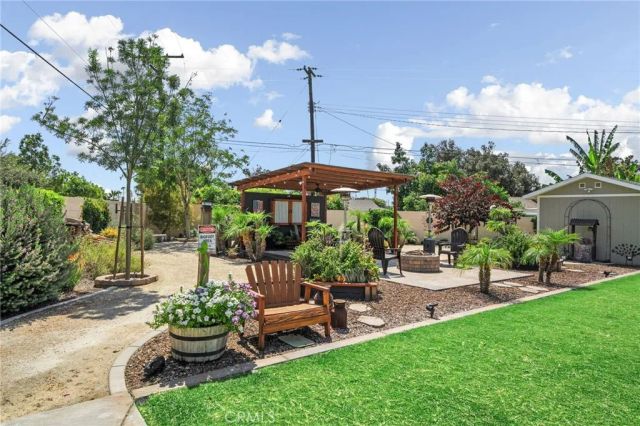 609 Cardinal Lane, Redlands, CA 92374