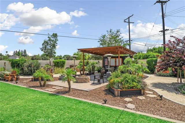 609 Cardinal Lane, Redlands, CA 92374