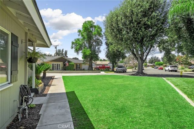 609 Cardinal Lane, Redlands, CA 92374