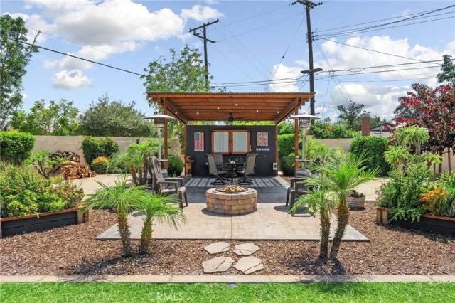 609 Cardinal Lane, Redlands, CA 92374
