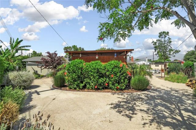 609 Cardinal Lane, Redlands, CA 92374