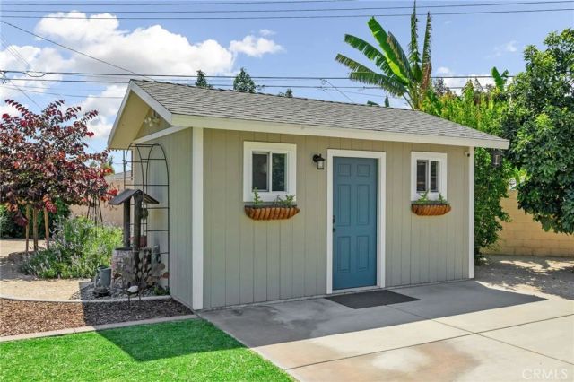 609 Cardinal Lane, Redlands, CA 92374