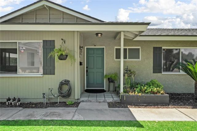 609 Cardinal Lane, Redlands, CA 92374
