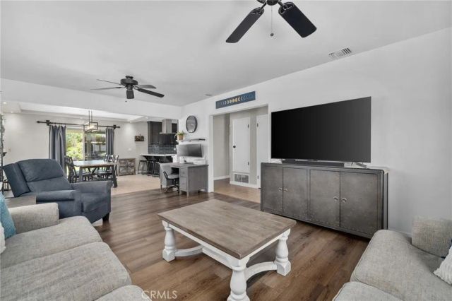 609 Cardinal Lane, Redlands, CA 92374