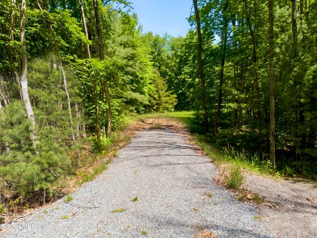 25 McDermott Road, Mechanicville, NY 12118