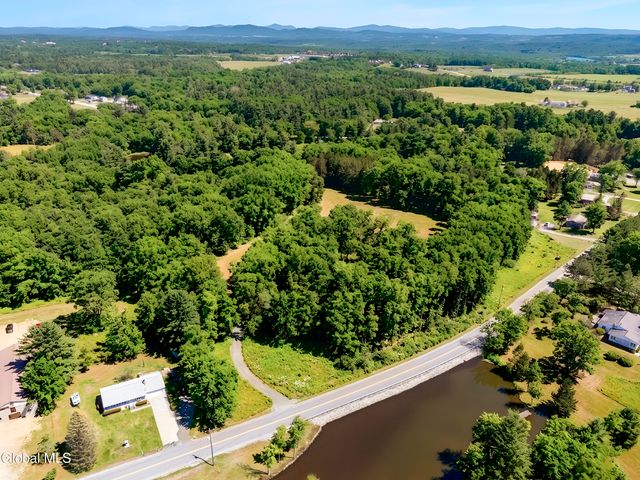 25 McDermott Road, Mechanicville, NY 12118