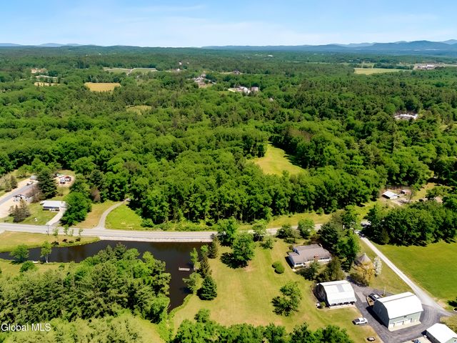 25 McDermott Road, Mechanicville, NY 12118