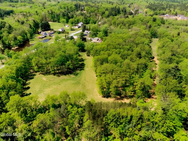 25 McDermott Road, Mechanicville, NY 12118