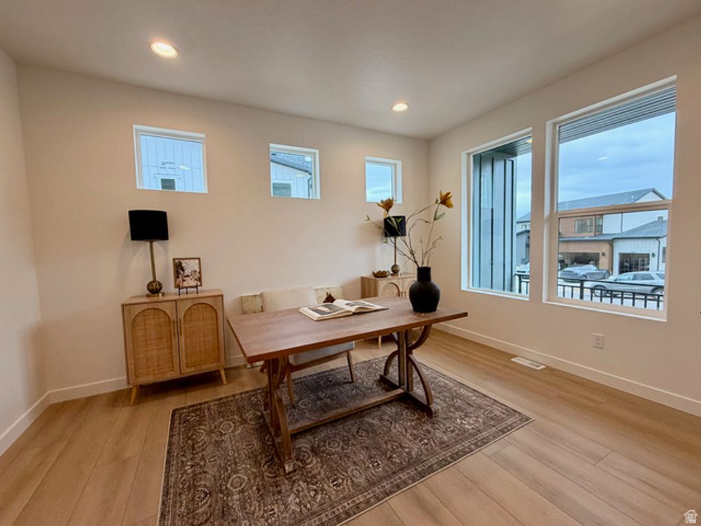 Image 15 of property listing at 5948 N CANYON RIM RD #617, Lehi, UT 84048