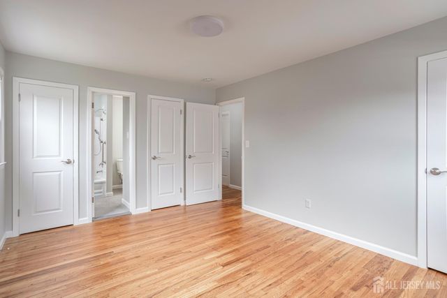 16 Outcalt Road, Middlesex, NJ 08817