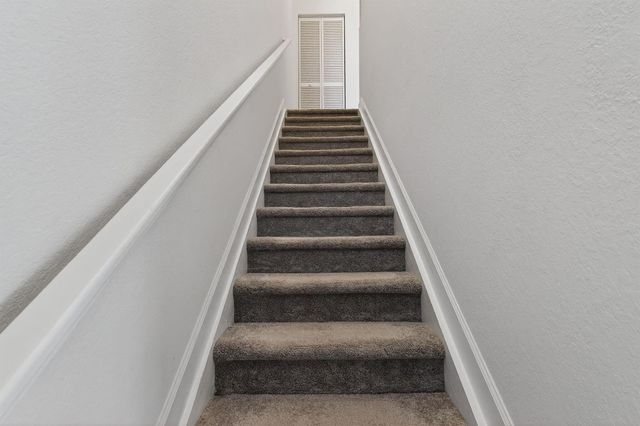 211 SE Woodbark Street, Port St. Lucie, FL 34984