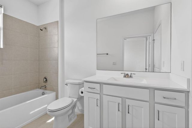 211 SE Woodbark Street, Port St. Lucie, FL 34984