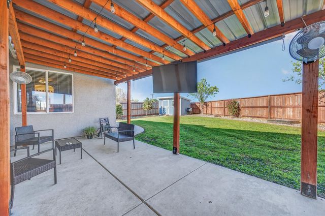 2446 Independence Trl, Plumas Lake, CA 95961