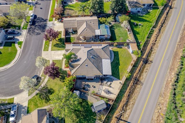 2446 Independence Trl, Plumas Lake, CA 95961