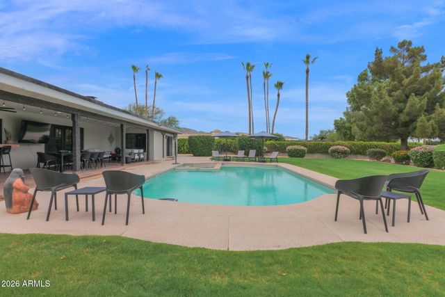 6433 E BADGETT Lane, Paradise Valley, AZ 85253