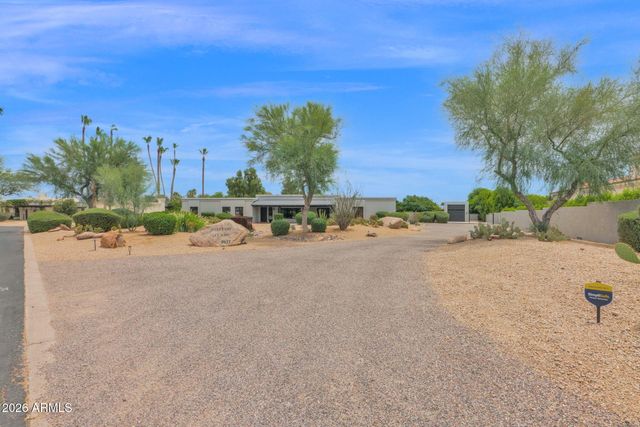 6433 E BADGETT Lane, Paradise Valley, AZ 85253