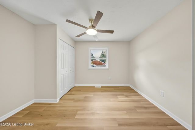 192 Strickland Way, Louisville, KY 40229