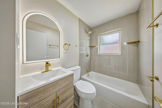 192 Strickland Way, Louisville, KY 40229