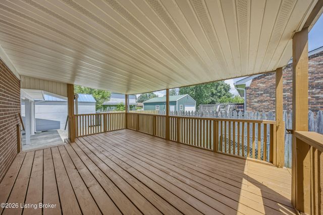192 Strickland Way, Louisville, KY 40229