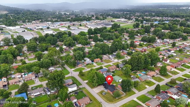 192 Strickland Way, Louisville, KY 40229