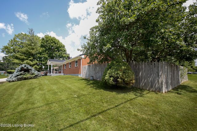 192 Strickland Way, Louisville, KY 40229