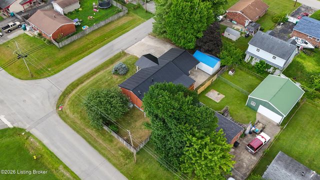 192 Strickland Way, Louisville, KY 40229