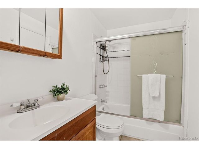 1757 Quail St, Lakewood, CO 80215