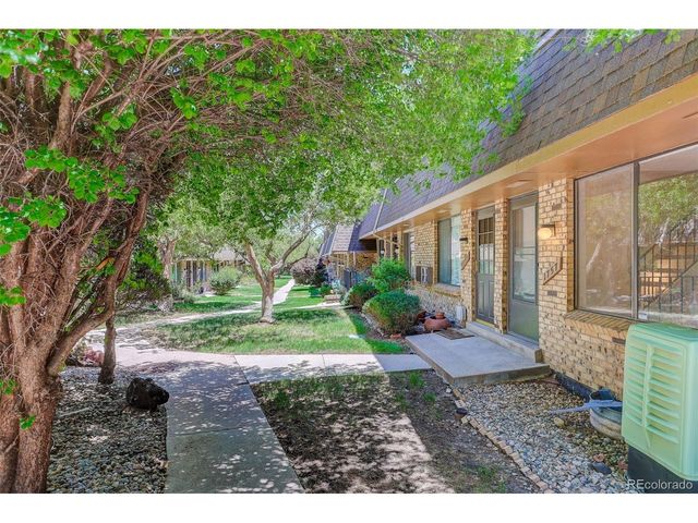 1757 Quail St, Lakewood, CO 80215