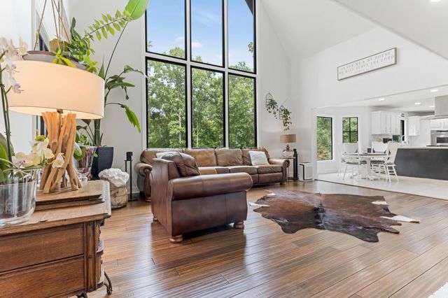 106 Riverbank Court, Moore, SC 29369